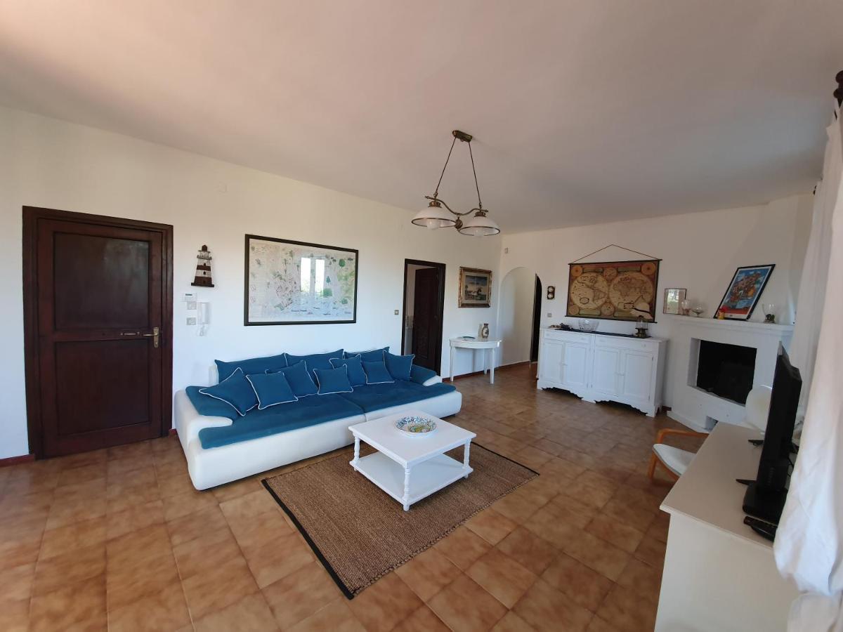 Villa Mariella Карини Екстериор снимка