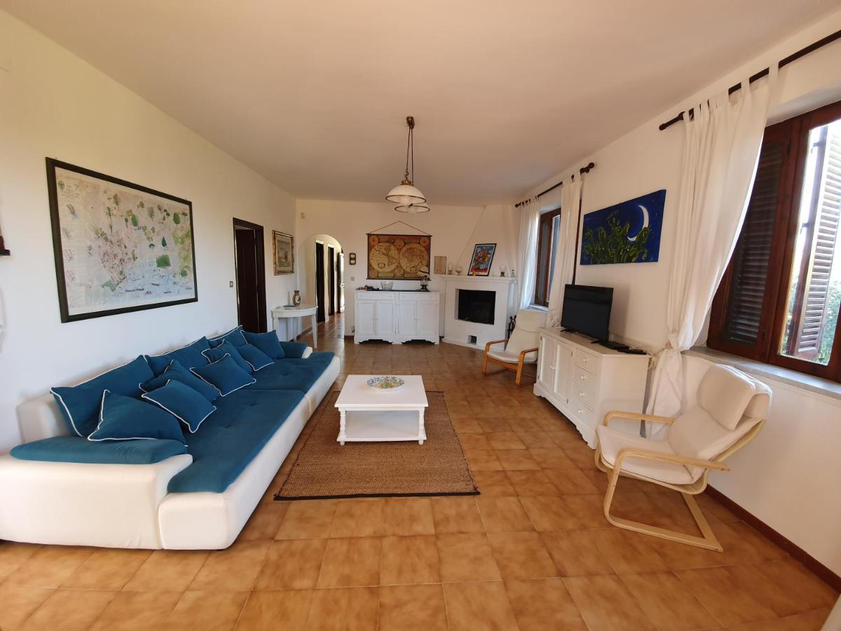Villa Mariella Карини Екстериор снимка