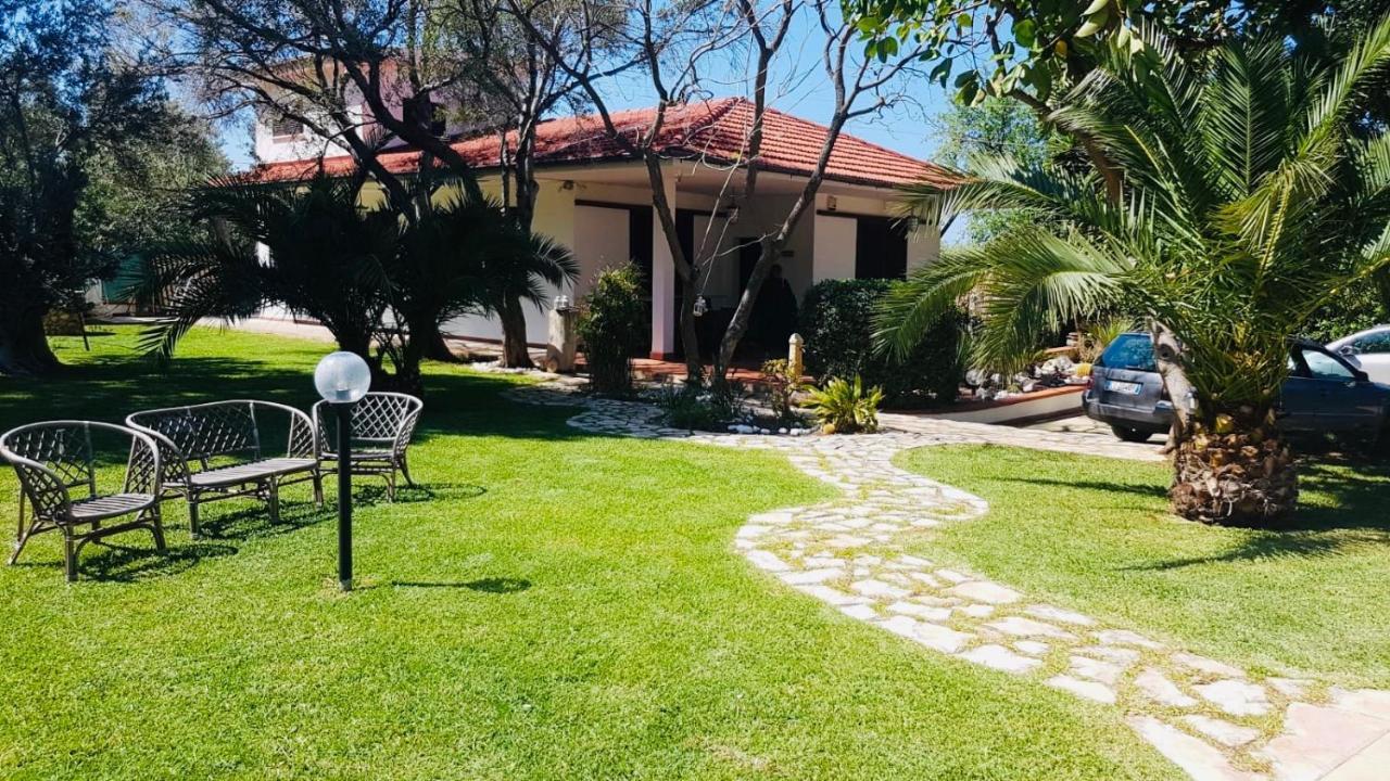 Villa Mariella Карини Екстериор снимка