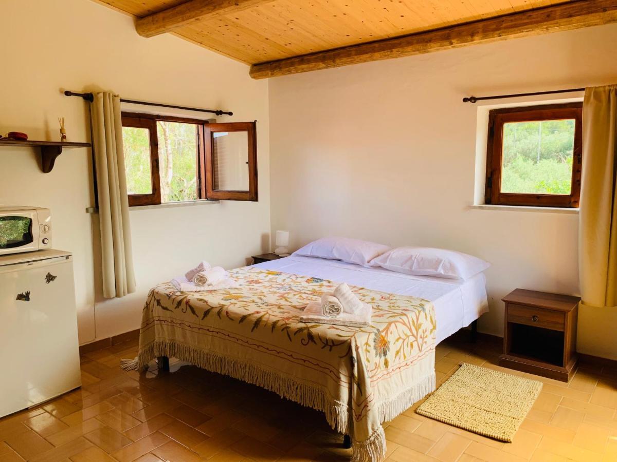 Villa Mariella Карини Екстериор снимка